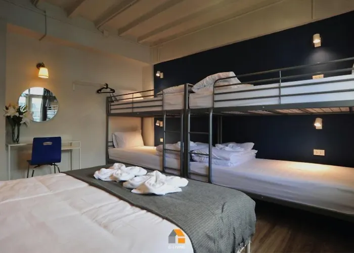 Apartment Baan Sri-kram 550m From Mrt Taopoon Bangkok